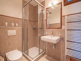 Chalet in Veysonnaz With hot tub