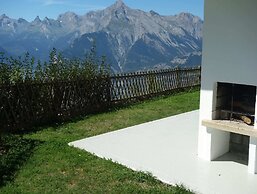 Apartment With Laundary Facilities