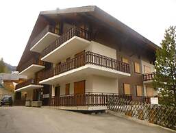 Apartment With Laundary Facilities