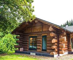Spacious Holiday Home With Internet