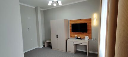 Cozy Hotel