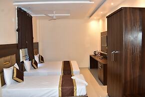 HOTEL KUSUM PALACE