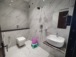 HOTEL KUSUM PALACE