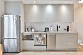 Toronto Union Suites