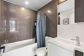 Toronto Union Suites