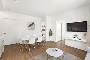 Toronto Union Suites