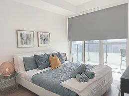 Toronto Union Suites