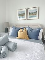 Toronto Union Suites
