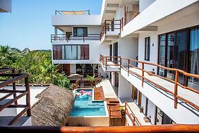 LaFamilia Casa and Suites