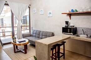 LaFamilia Casa and Suites