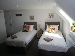 The Gather Inn