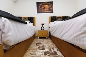Paradise Pyramids View INN