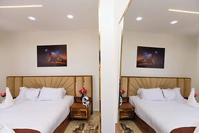 Paradise Pyramids View INN