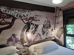 FAMILYHOSTEL