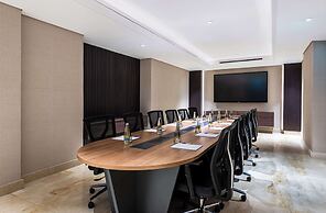 Doubletree By Hilton Amman Hotel & Residences