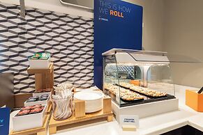 Holiday Inn Express Hamilton Upper James by IHG