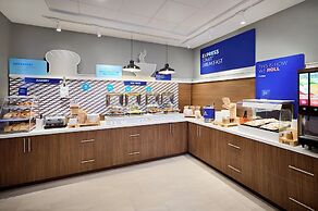 Holiday Inn Express Hamilton Upper James by IHG