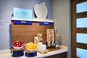 Holiday Inn Express Hamilton Upper James by IHG