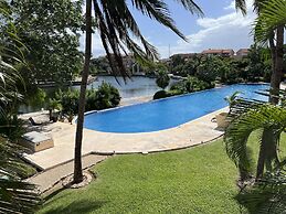 High-End Waterfront Condo Secrets Waters