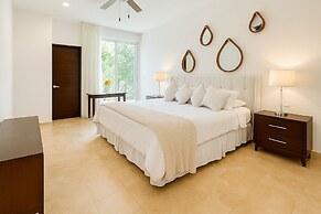 High-End Waterfront Condo Secrets Waters