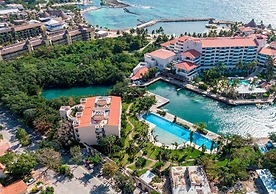 High-End Waterfront Condo Secrets Waters
