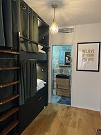 FRATERNITY-HOTEL