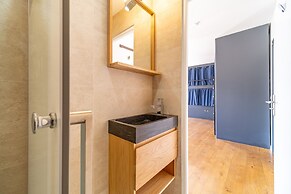 FRATERNITY-HOTEL