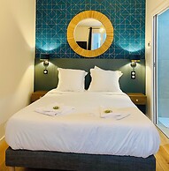 FRATERNITY-HOTEL