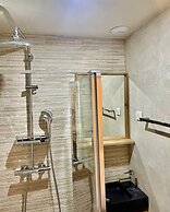 FRATERNITY-HOTEL