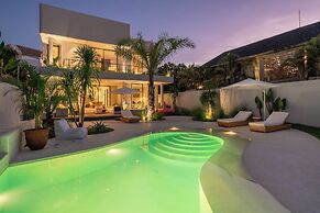 Villa Berawa Breeze