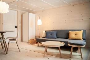 Lenk Lodge