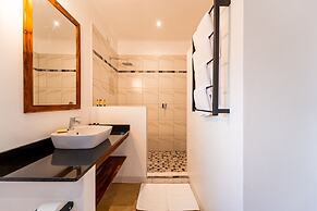 Kabakwe Guest Lodge