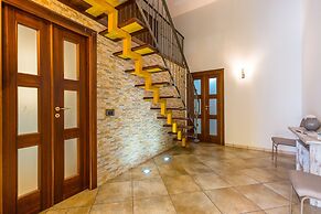 Partenope Spacious Home
