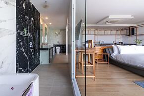 The Blue Mavi Hotel