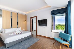 The Blue Mavi Hotel