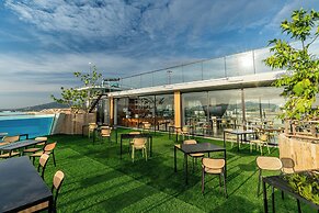 The Blue Mavi Hotel