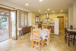 Son Morey - Villa With Private Pool. Free Wifi