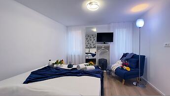 Tre Esse Blu by Ca-sa Check