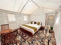 Divine Kumbh Camp