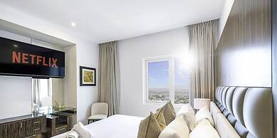 LUX  The Bonnington JLT Suite 2