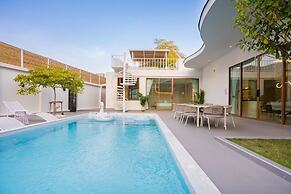 Paco Villa Pattaya