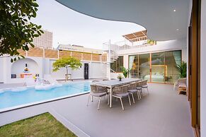 Paco Villa Pattaya