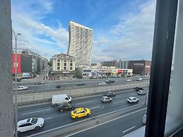 La Vie Suit Hotel