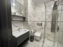 La Vie Suit Hotel