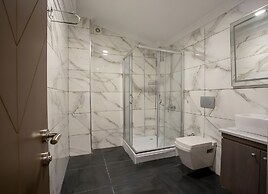 La Vie Suit Hotel