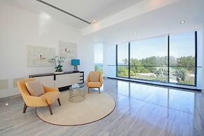 Silk Valley - Grand 6B Beachfront Villa