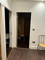 3 Bed Flat - Sleeps 5 - Wifi