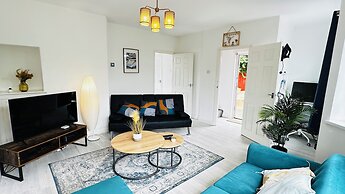 Pengam House