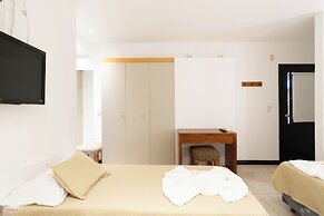 Urban Hotel