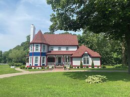 Apple Crest Inn